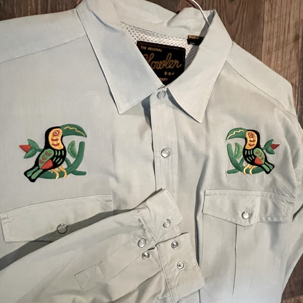 RARE Howler Bros Gaucho Snap Shirt Mens XL Green TOUCANS Long Sleeve